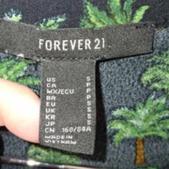 Forever 21 Palm Tree Print Dress Size Small - Picture 8 of 11